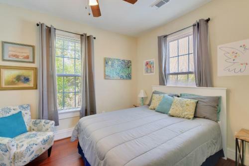 Fuller House Just 3 Blocks To Beach Home