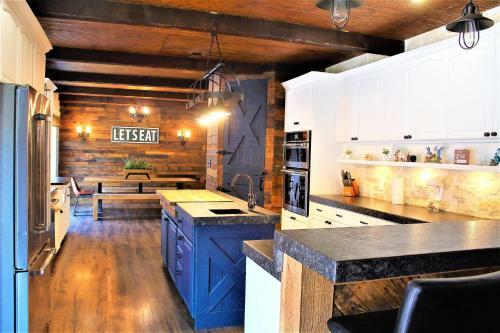 The Rustic Inn