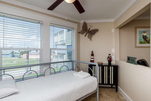 Mustang Island Beach Club 101k