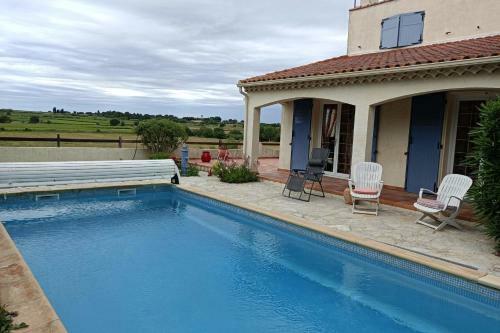 160 M With Terrace-garden And Private Pool