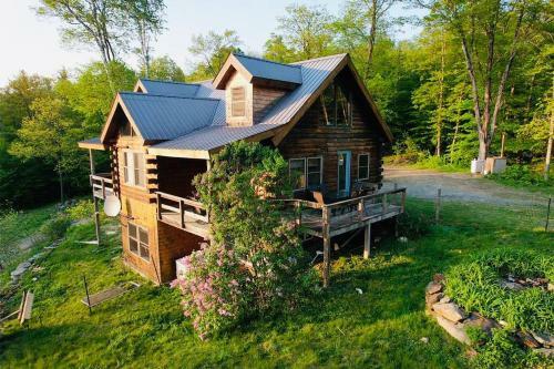 Mountain Top Hideaway Log Cabin W/ Amazing Views