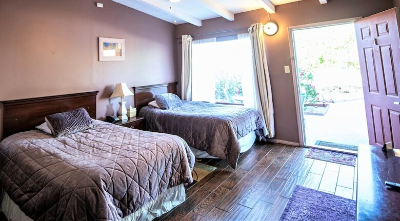 Harmony Motel
