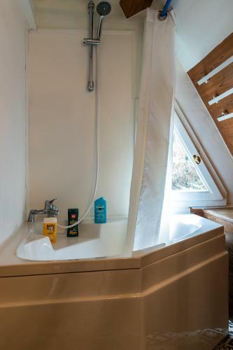 Cabane La T�te Dans Les �toiles de Nature Et Oc�an