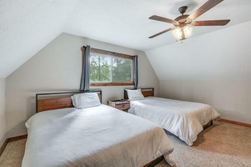 Riverfront Retreat At Lavender Lake