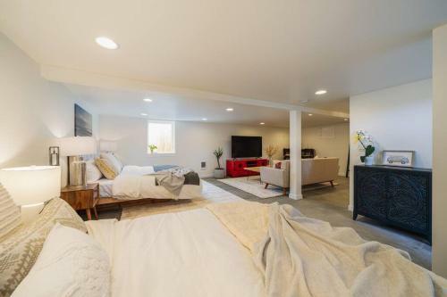 Best In Wenatchee. Designer Home Built For Vacation.