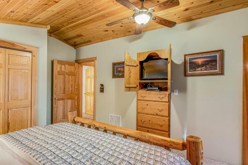 Brandy Lake Hut