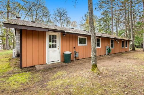 Brandy Lake Hut