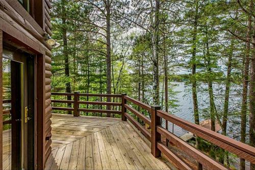 Sailor's Point Lodge