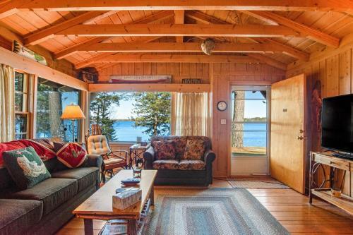 Big Lake Loop Home