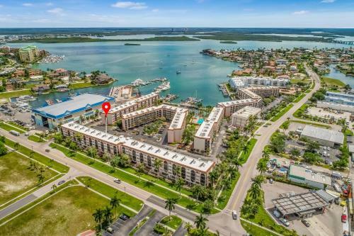 Anglers Cove C-404