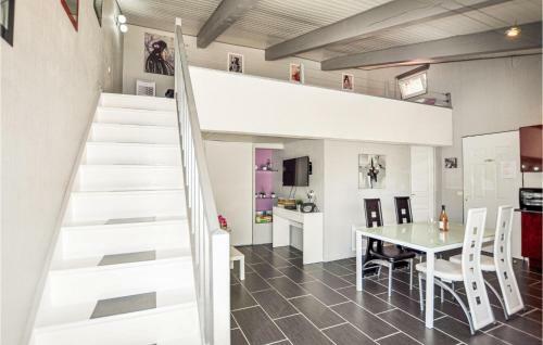 Stunning Home In Rod�s With Wifi And 1 Bedrooms