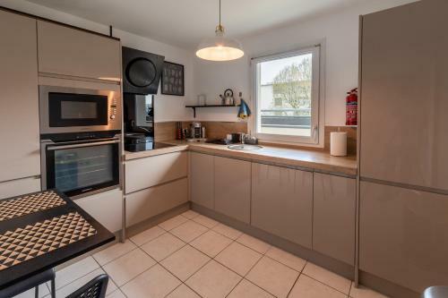 Apartamento T3 Duplex?metro? Parking? Entr�e Autonome?net Flix
