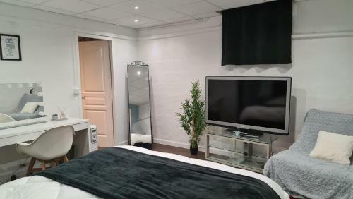 Ste Maxime Villa 5 * - Piscine Chauff�e - 6/9 Pers