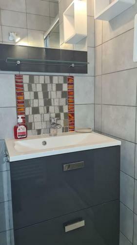 Ste Maxime Villa 5 * - Piscine Chauff�e - 6/9 Pers