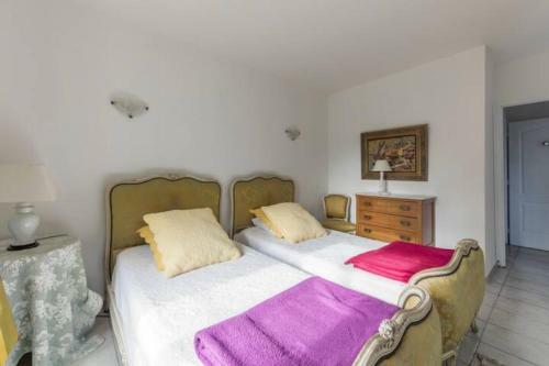 La Commanderie - 18 Pers. Piscine Priv�e Chauff�e