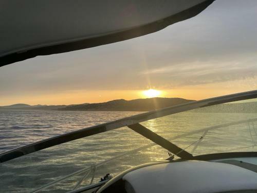 Superbe Yacht Luxe Familial � St Jean Cap-ferrat.