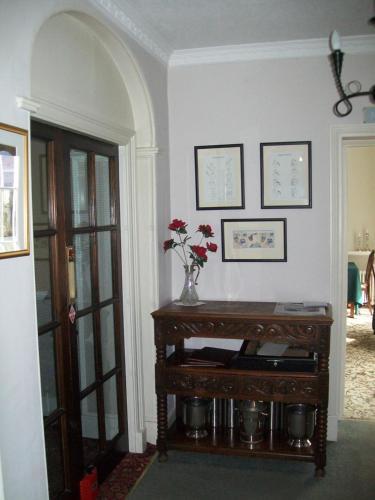 Hotel Chapel House