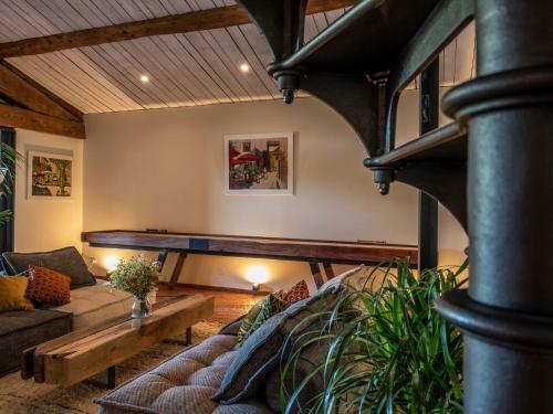 Lovely Apartment In Saint-nazaire-d'aude With Pool