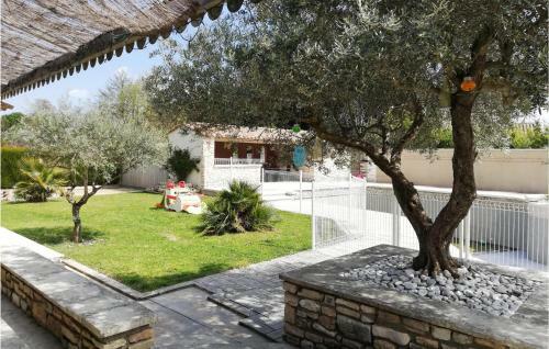 Amazing Home In Saint-paulet-de-caisso With 4 Bedrooms