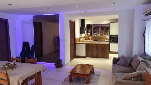 Apartamento Location Saisonni�re Bas de Villa Semaine