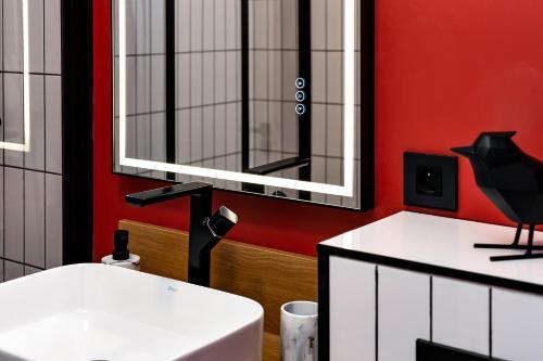 Apartamento �l�gant Studio � C�t� Du Parlement * Guestready *