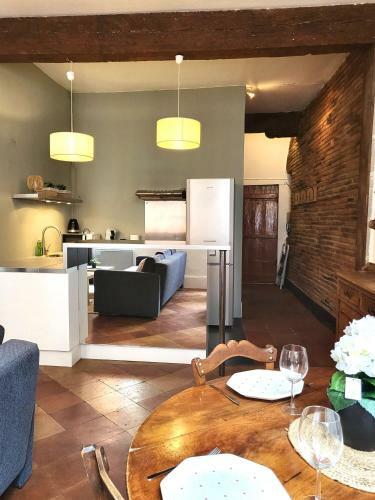 Apartamento Appartement Charmant Pr�s de La Garonne