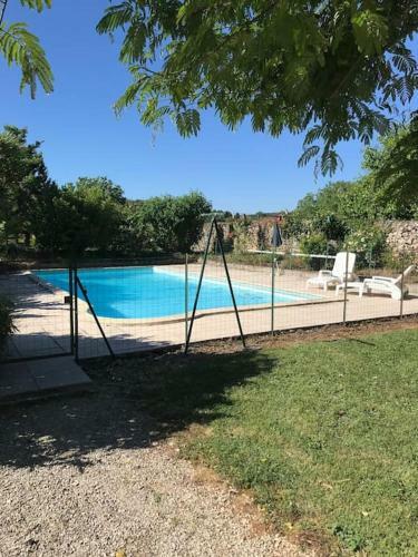 Magnifique Maison En Pierre, Piscine, Clim