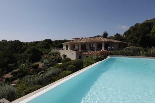 Villa Hauts de La Testa Avec Piscine, Vue Mer