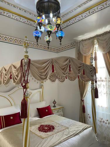 Hostal Chambre Orientale Ch�razade Maison de L'�glise