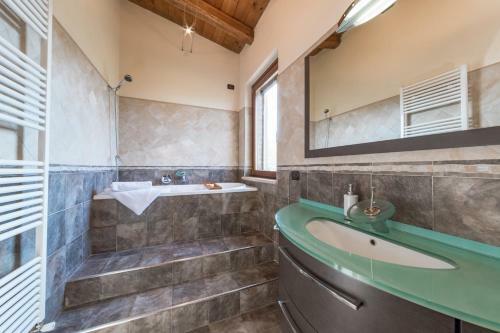 Villa Casale Rosy 6&2