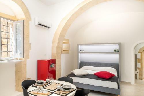 Eloro - Luxury Suite & Apartment