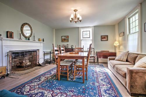 Historic Huntington Home - Walk To Westfield River
