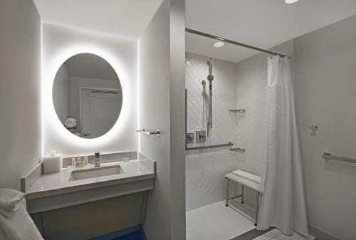 Hotel Towneplace Suites By Marriott Fall River Westport