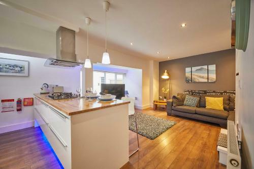 Host & Stay - The Carriage House