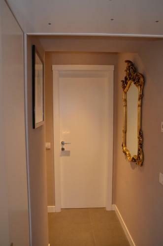 Acacia Apartment Naples Short Lease