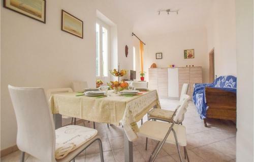 Three-bedroom Holiday Home In Molini Im
