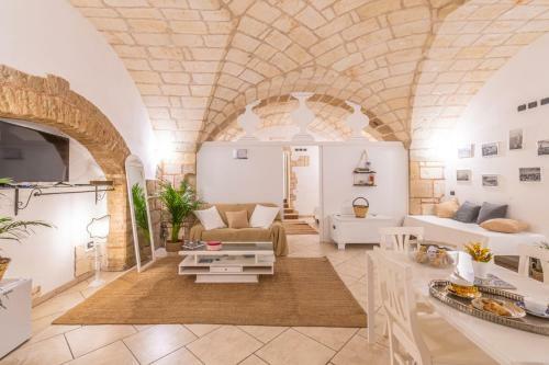 Leondari Rooms