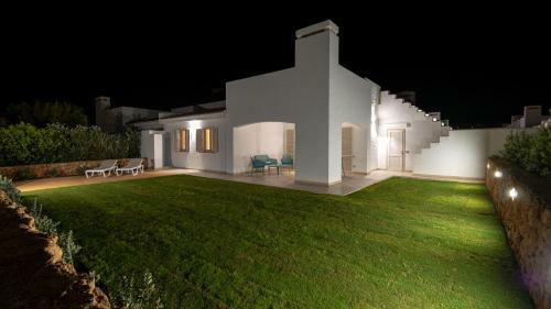 Apartamento Front Sea Villa With Pool By Typney P67