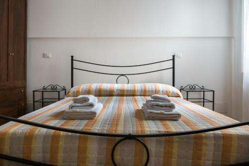Parco Ducale Elegant Apartment Con Balcone