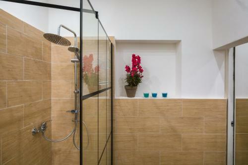 Parco Ducale Elegant Apartment Con Balcone