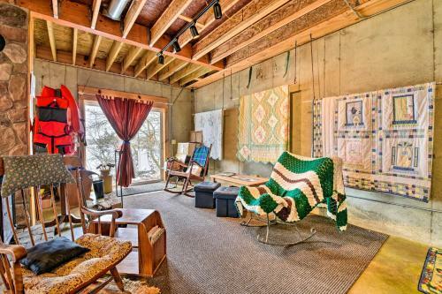 Lakeside Cottage Escape With Private Dock And Deck!