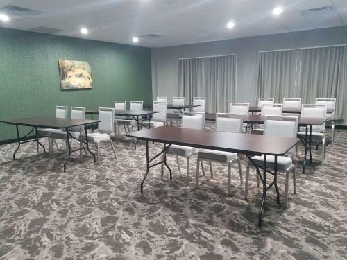 Best Western Plus Wayland Hotel
