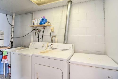 Apartamento Pet-friendly Apt With Snowmobiling On-site!
