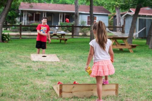 Geronimo Creek Retreat Getaway Cabin #7
