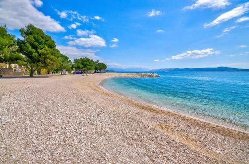 Apartments In Crikvenica 39415