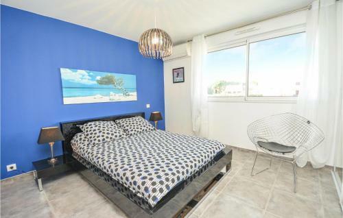 Three-bedroom Holiday Home In Carro