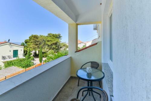 Crowonder Villa Marieta With Swimming Pool