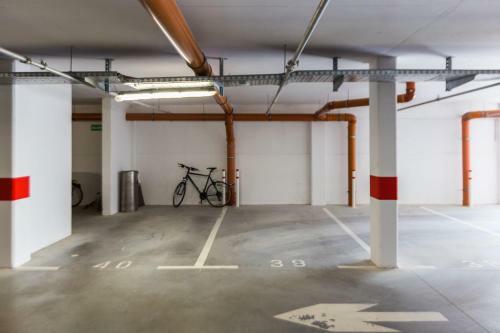 Tanja Modern Apartment With Balcony And Parking Garage