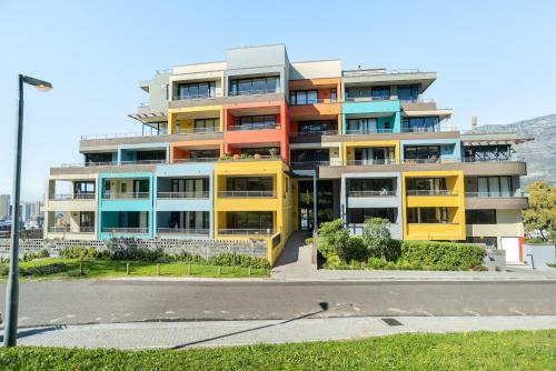 Fortyonl Apartments