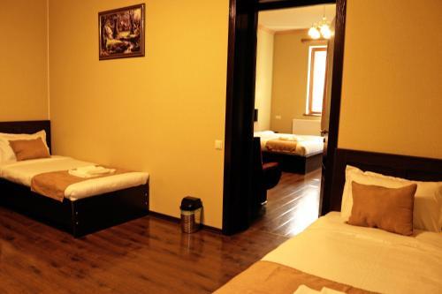 Sisno Hotel